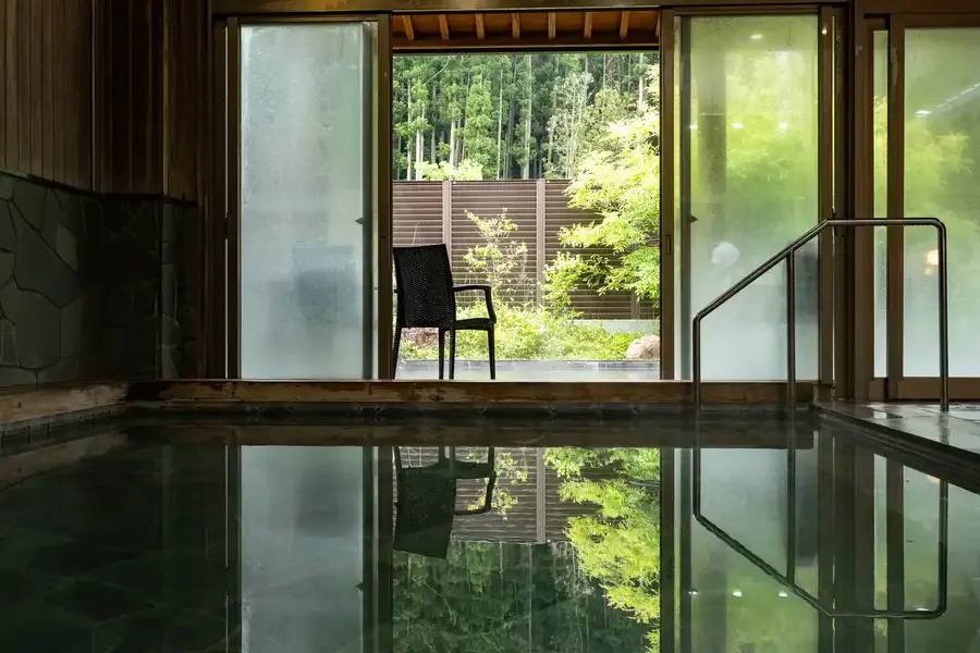 Nine Day-Use Onsen in Ehime’s Nanyo Region, Compared