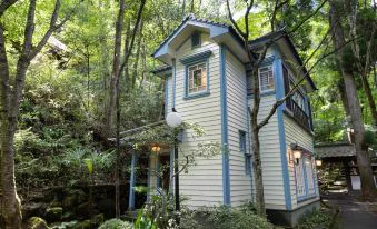 Nihon no Ashitaba or Yufuin UBL Hotel? Two Very Different Private-Onsen Setups
