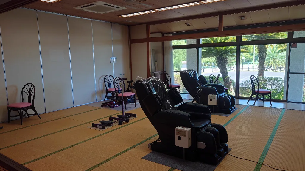 Ryuzaki Onsen or Yuyu Land? Choosing Between Suo-Oshima’s Two Seaside Baths