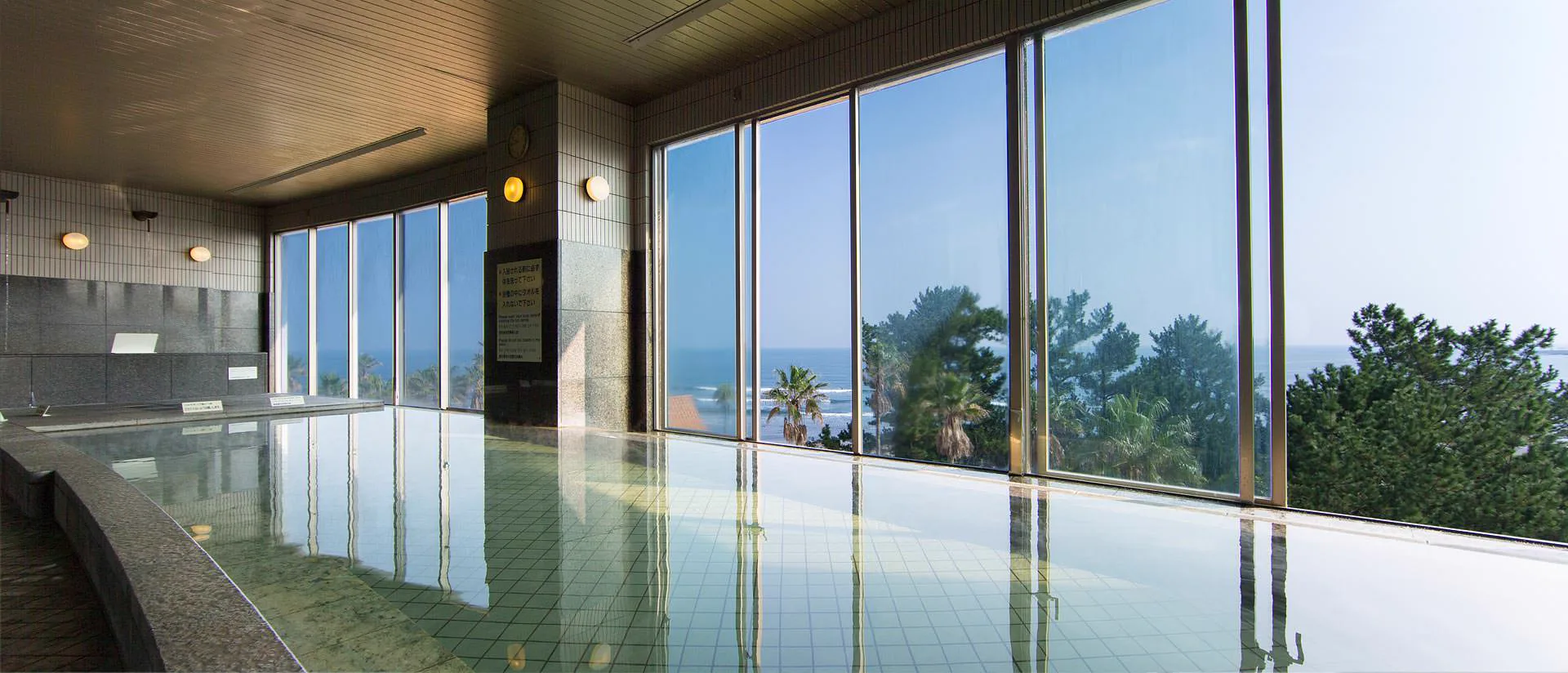 Aoshima Onsen Without a Car: Shinwa-no-Yu or ANA’s Ocean-View Bath?