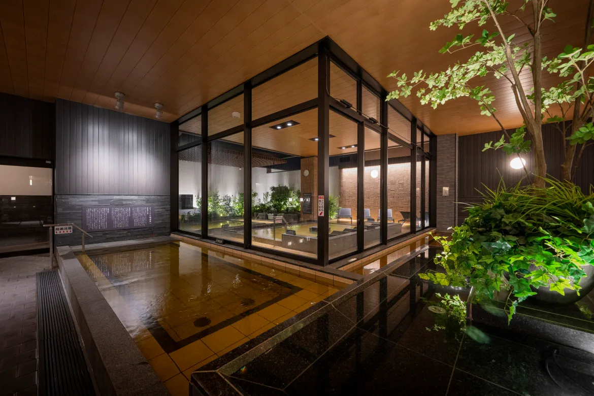 Omiya Onsen Without a Car: Shuttle Buses, Trains and Late Returns