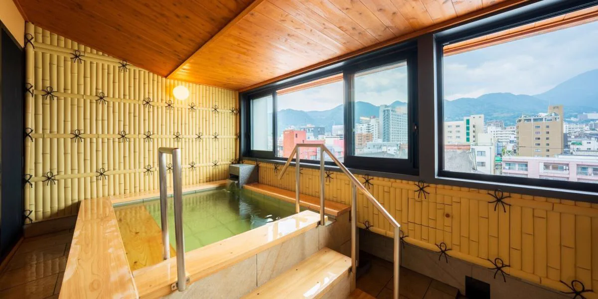 Hotel Sansenkaku, Beppu: Public Onsen or a Private Bath in Your Room?