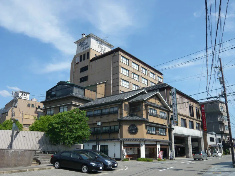 Is Matsuya Sensen Worth an Overnight Stay in Awara Onsen?
