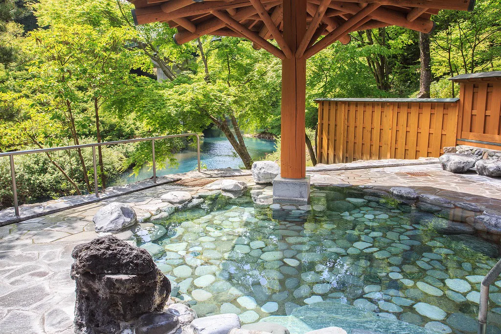 Shima Onsen Day Baths: Five Stops, but Only a Few Fit One Visit