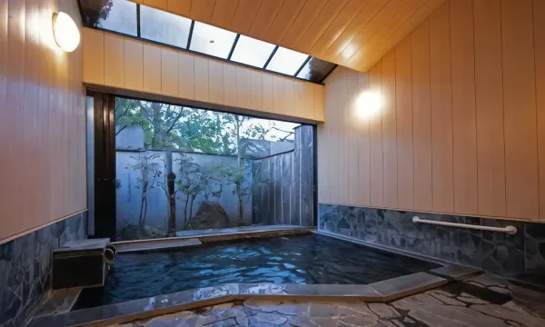 Hananomai or Gettouan? Two Very Different Private-Onsen Stays in Yufuin
