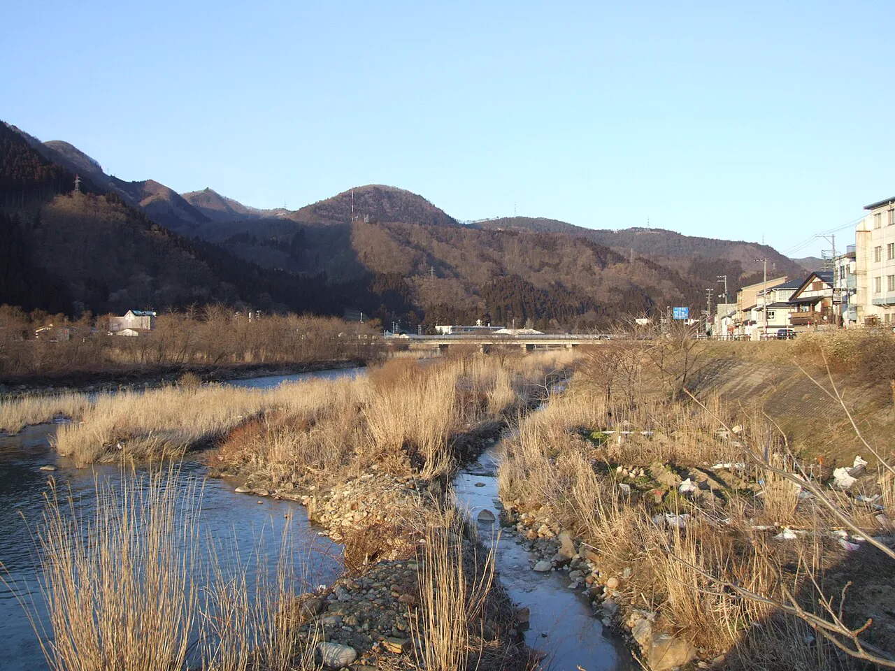 Eai River and Naruko Bridge in winter, a short-viewing alternative to closed mountain trails