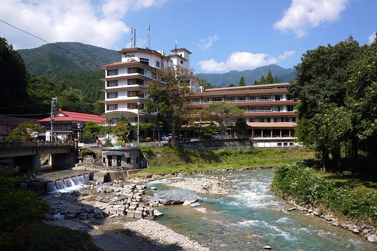 Where to Stay in Shima Onsen: Yamaguchi, Shin-yu, Yuzuriha or Hinatami?