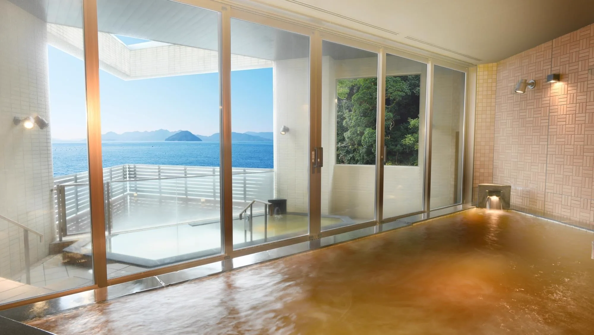 The Seto-no-Yu open-air bath at Grand Prince Hotel Hiroshima
