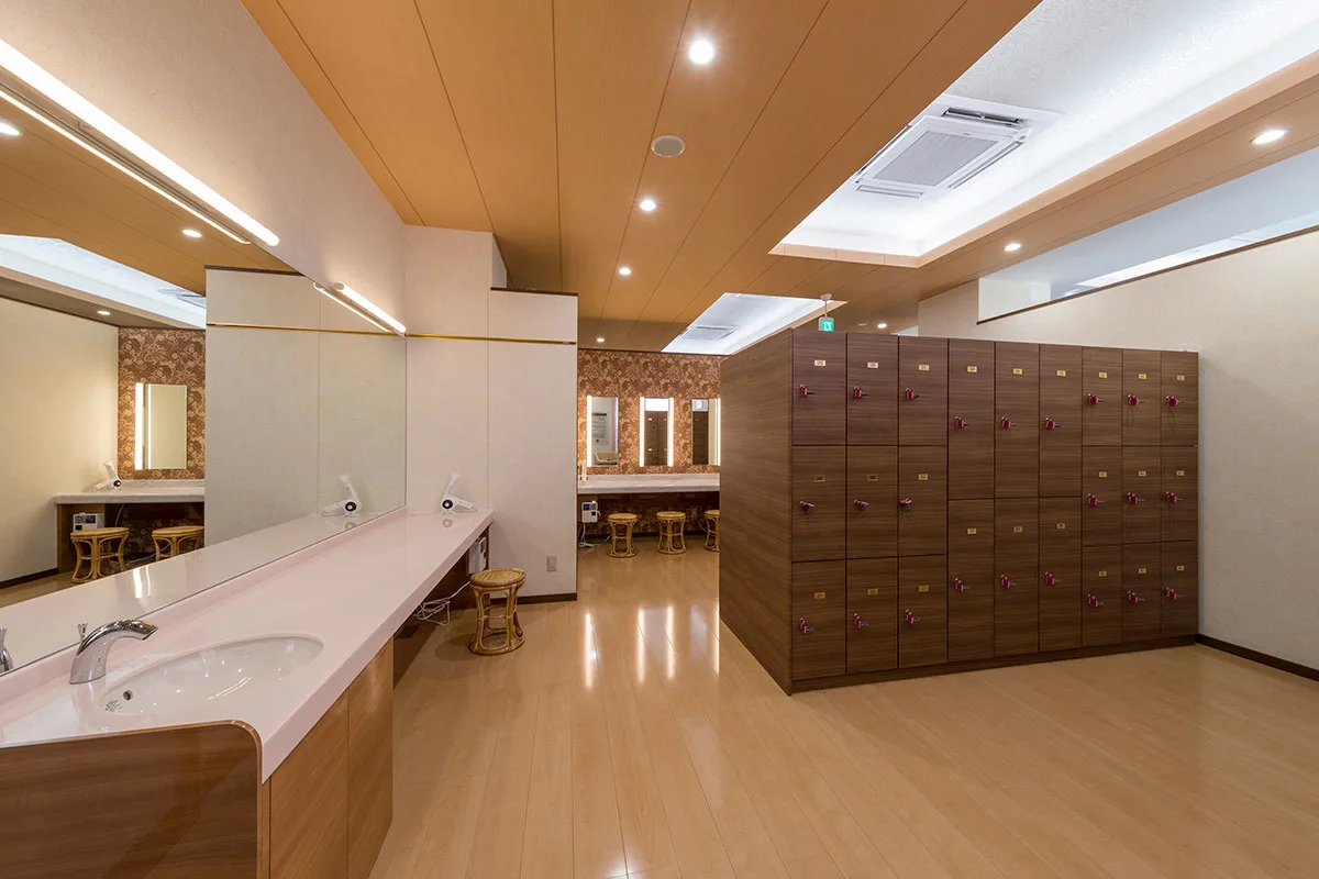 The changing room at Chitose Onsen