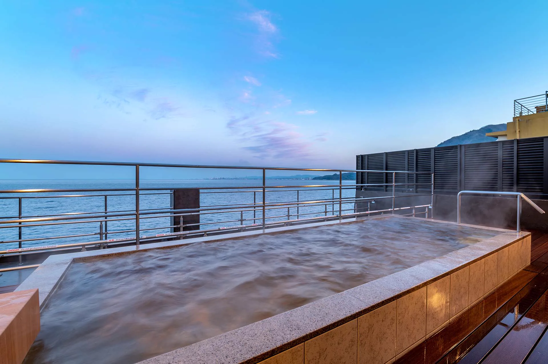 The Asahi-no-Yu bath at Umino Hotel Hajime