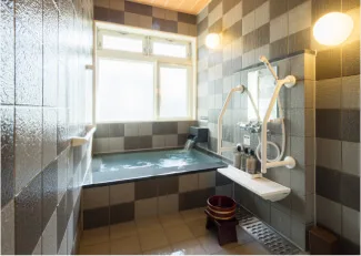 Aoshima Private Onsen Comparison: Shinwa-no-yu or Cinq Male?