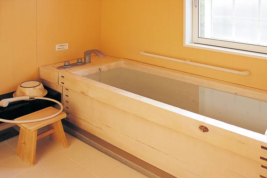 Winter Onsen in Kyushu: Snow, Road Risk and Safer Bases for 2026–27
