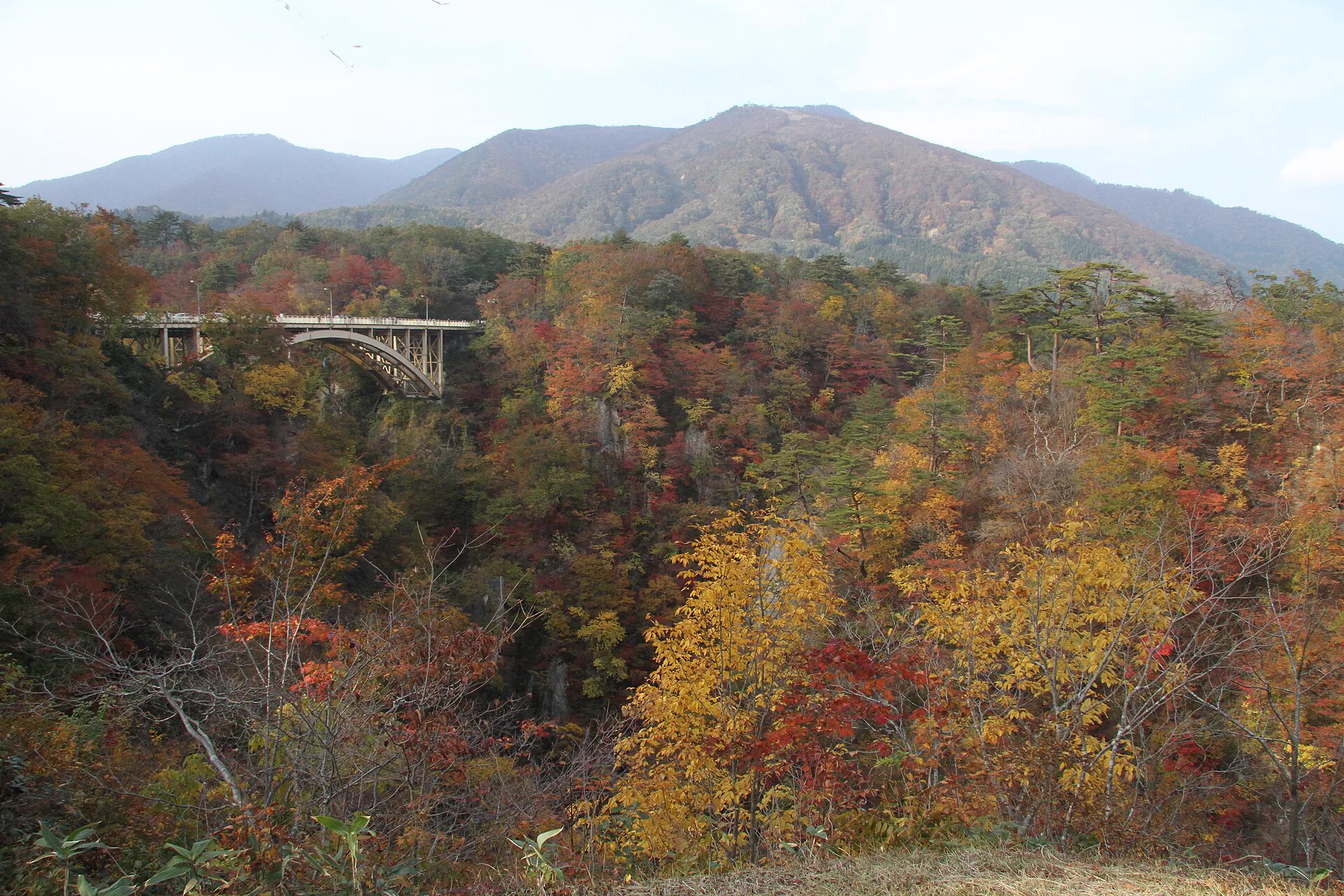 Autumn foliage along the Naruko Gorge cliffs and wooded slopes