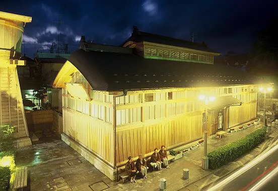 Iizaka Onsen Public Baths: Which One to Visit, and Is the 2026 Bath Pass Worth It?