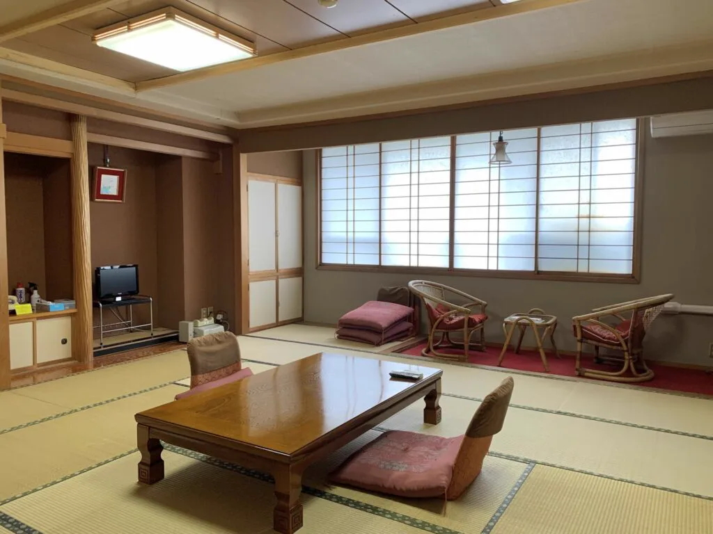 Sakihana Onsen Day Baths: How to Choose Between Six Ryokan