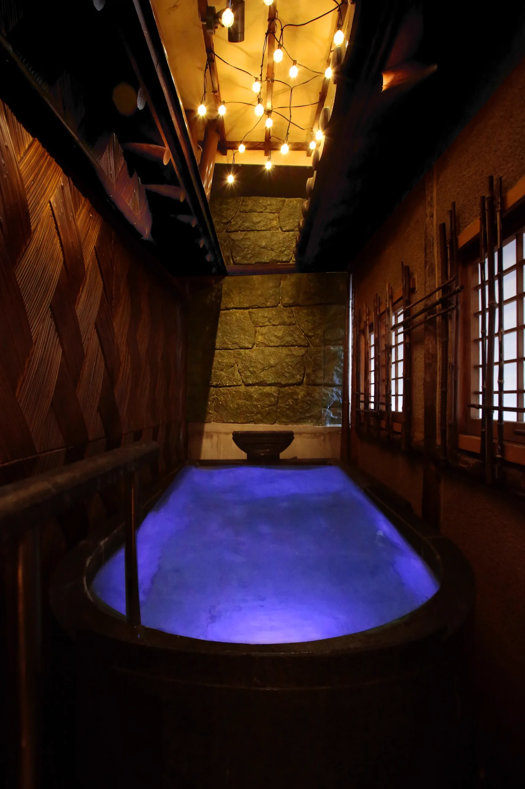 Akari, Oyado Tamaki’s private outdoor bath using recirculated Shirogane-no-Yu