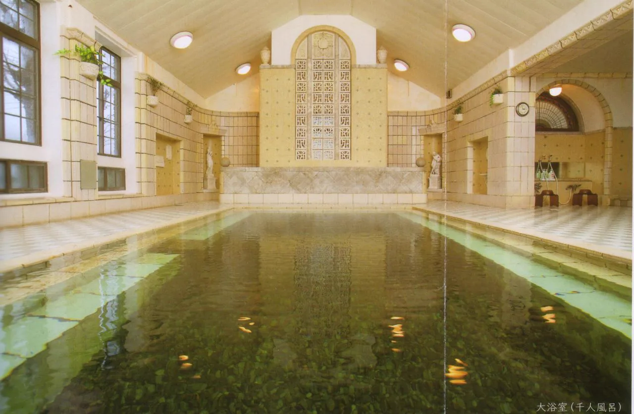 Kamisuwa Onsen Itinerary by Train: A Short Stop or a Half Day
