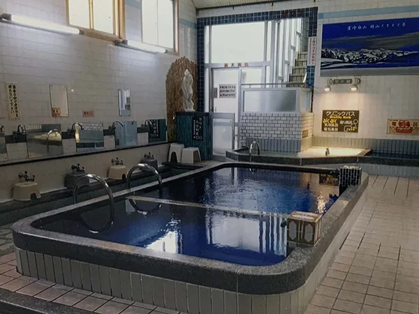 Another view of Ebisu-yu’s bath facilities