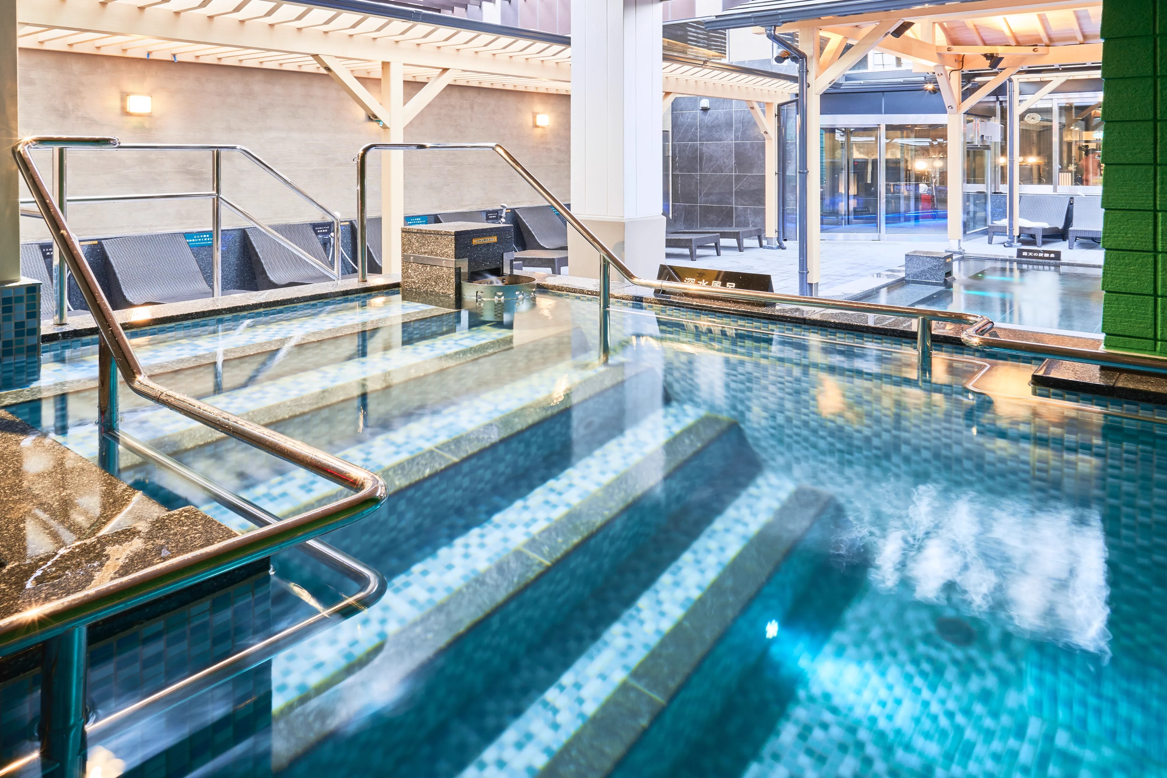 Standing plunge pool at Spa Metssa Otaka, listed at 157 centimetres deep