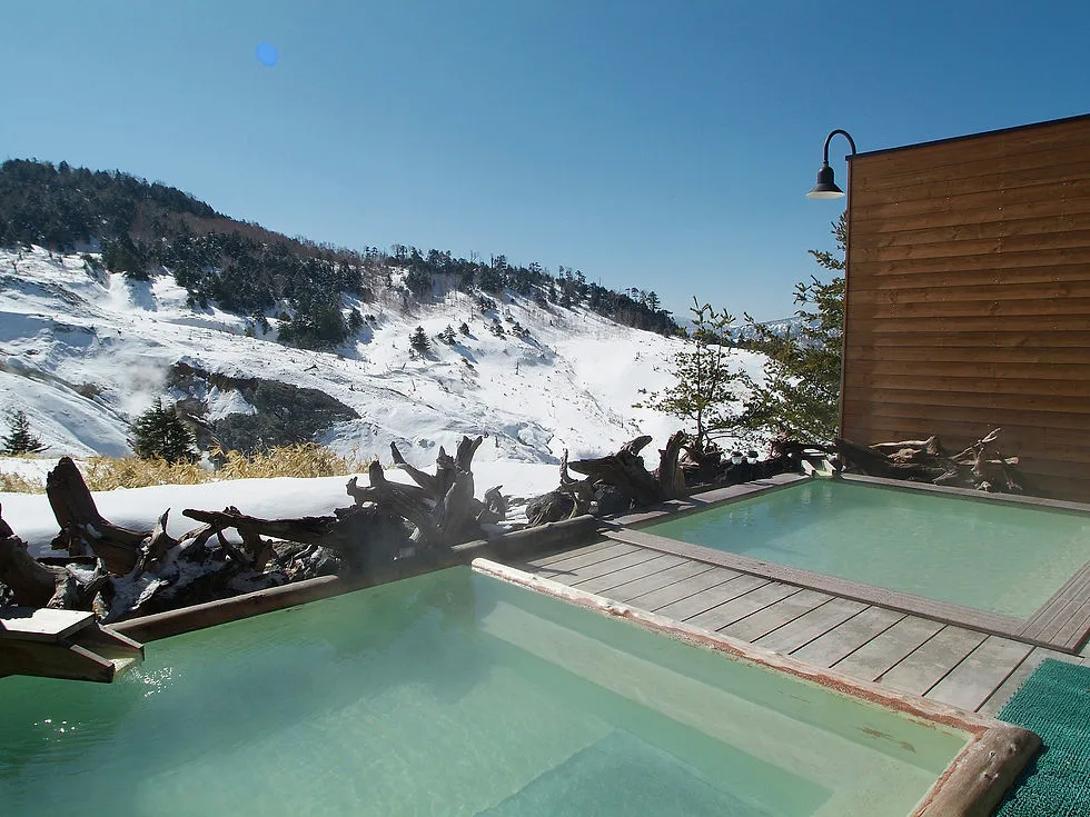 Manza Onsen by Season: Road Closures, Colours and Bathing Plans