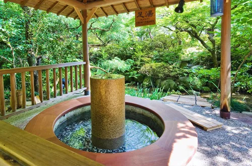 Funaya Room Guide: When to Pay More for an In-Room Dogo Onsen Bath