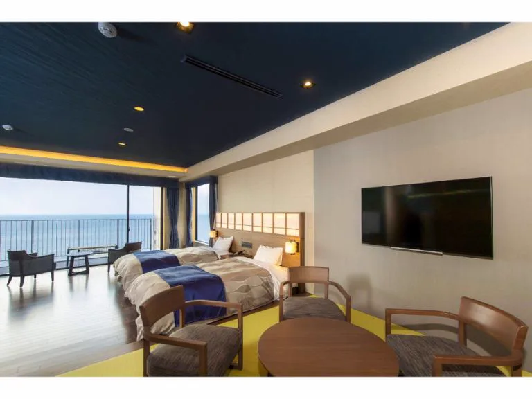 REX HOTEL Beppu: Bay Views, an Infinity Bath and Two Private Onsen Rooms