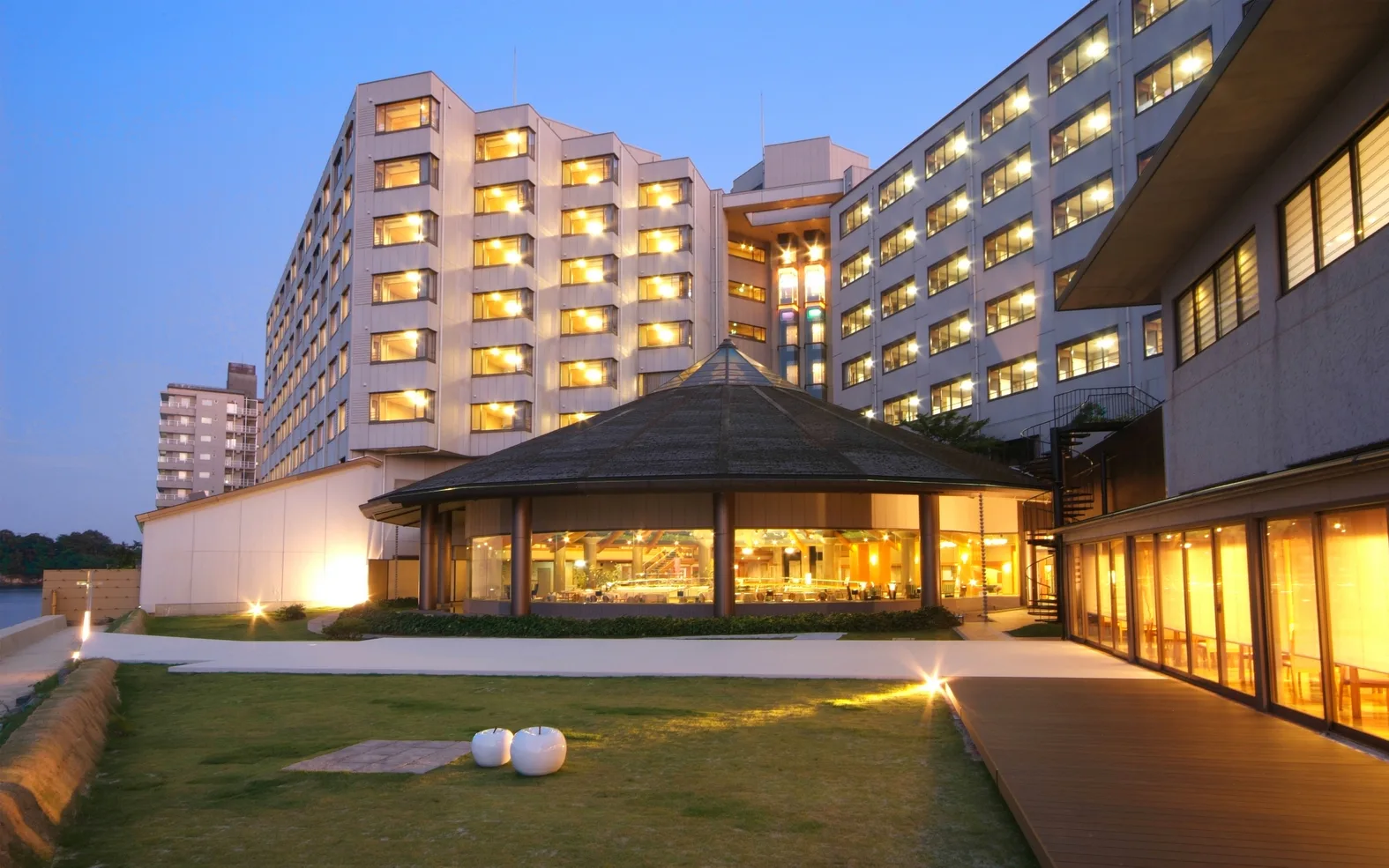 Is Wakura Onsen Open in 2026? What Visitors Can Use Now