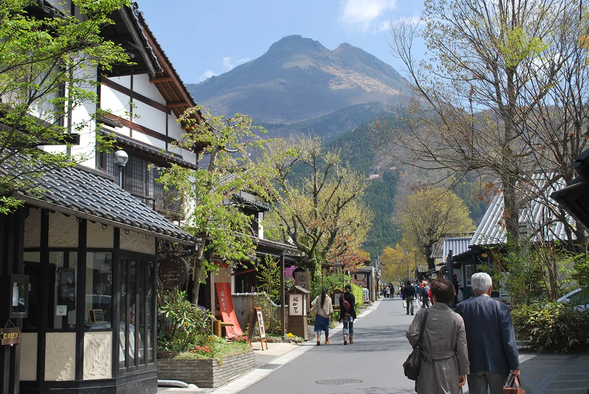 Yuno Tsubo Street near Souan Kosumosu