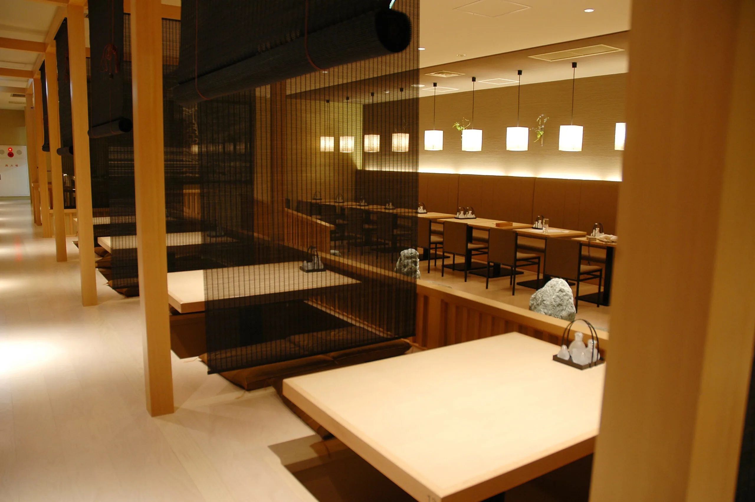 Restaurant seating at Tokyo Somei Onsen SAKURA