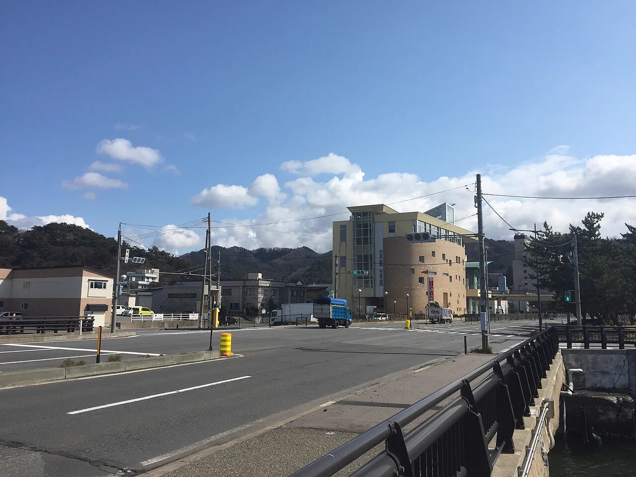 National Route 4 through Asamushi Onsen